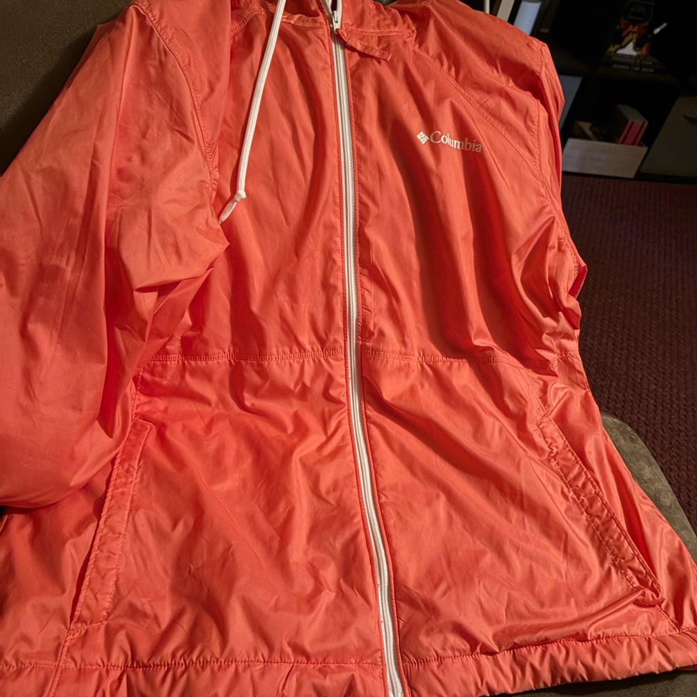 Columbia Coral Windbreaker Jacket